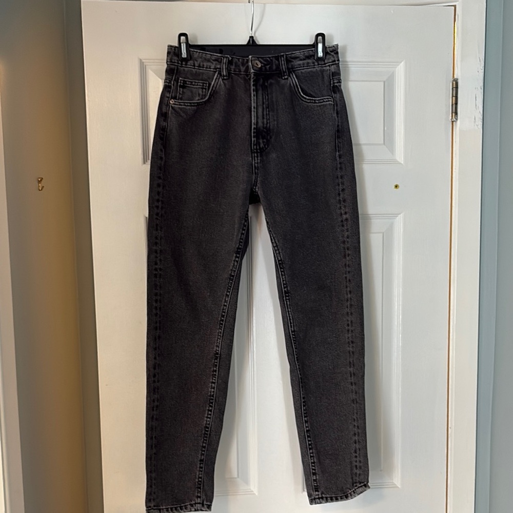 Classic Zara Woman’s Black Jeans size 2